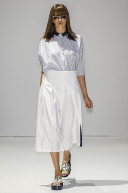 Chicca Lualdi fashion show