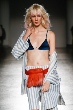 Cristiano Burani defile