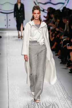 Max mara gösterisi