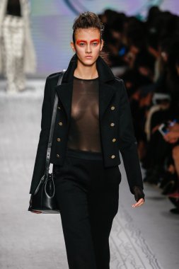 Max mara gösterisi