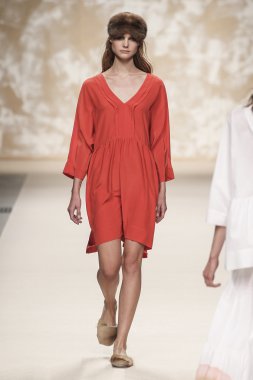 Simonetta Ravizza gösteri