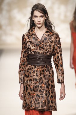 Simonetta Ravizza gösteri