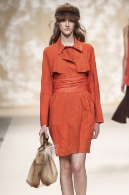 Simonetta Ravizza gösteri