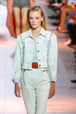 Roberto Cavalli defile