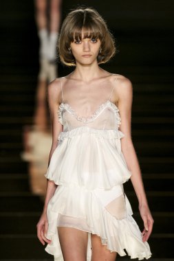 Francesco Scognamiglio göster