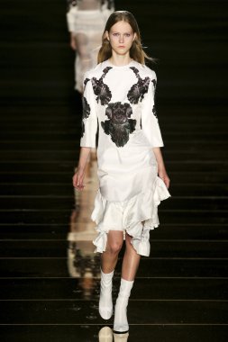 Francesco Scognamiglio göster