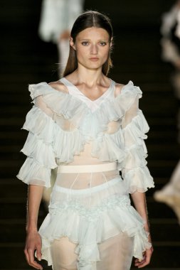 Francesco Scognamiglio göster