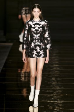 Francesco Scognamiglio göster