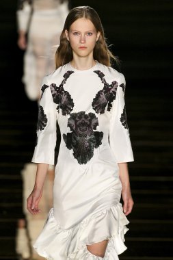 Francesco Scognamiglio göster