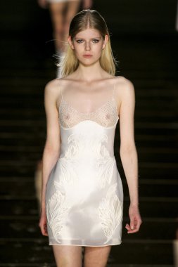 Francesco Scognamiglio göster