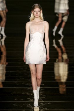 Francesco Scognamiglio göster