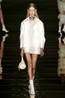 Francesco Scognamiglio göster