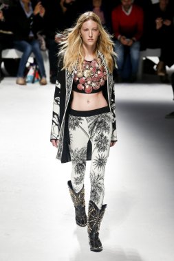Fausto Puglisi fashion show