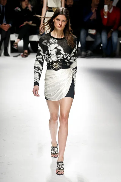 Fausto Puglisi fashion show — Stok Foto