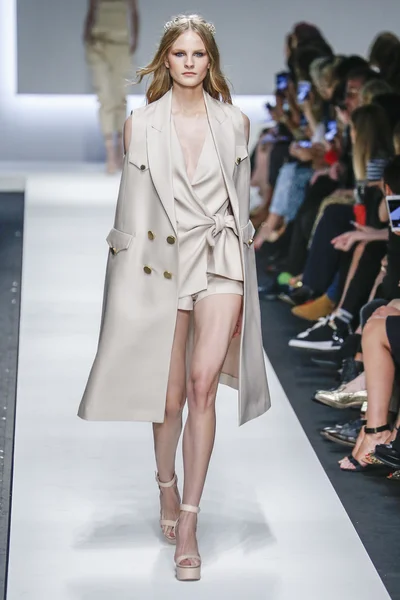 Ermanno Scervino show — Stockfoto