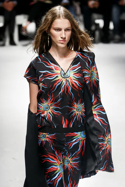 Fausto Puglisi fashion show — Stock Photo, Image