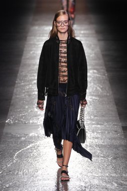 Emilio Pucci gösteri