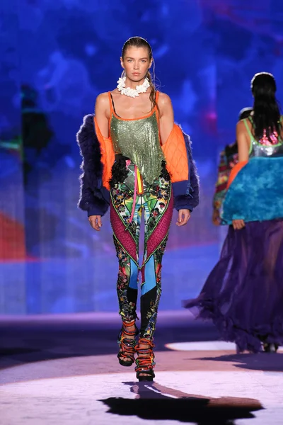 Dsquared2 defile