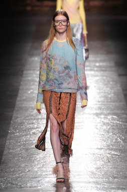 Emilio Pucci gösteri