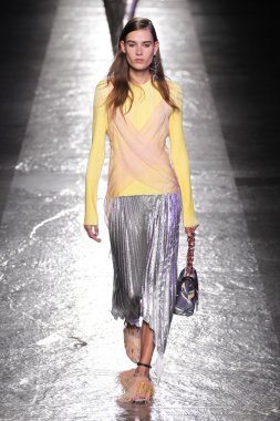 Emilio Pucci gösteri