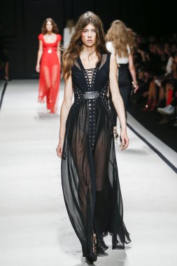 Elisabetta Franchi defile