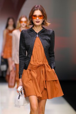 Emporio Armani gösteri