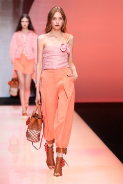 Emporio Armani gösteri