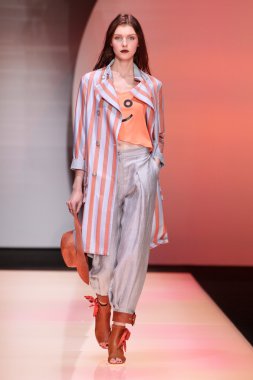 Emporio Armani gösteri