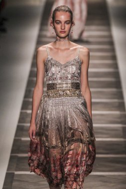 Etro defile