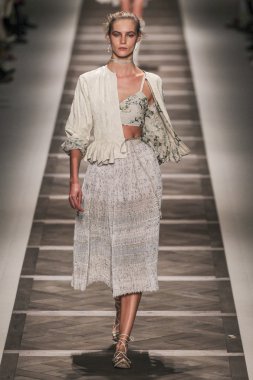 Etro defile