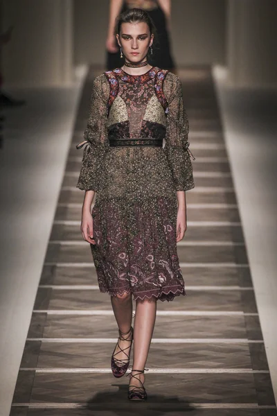 ETRO modeshow — Stockfoto