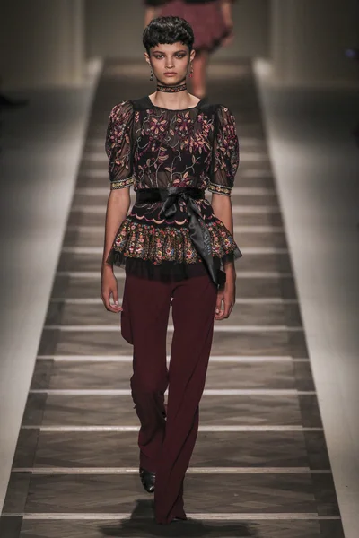 Etro fashion show — Stock Photo, Image