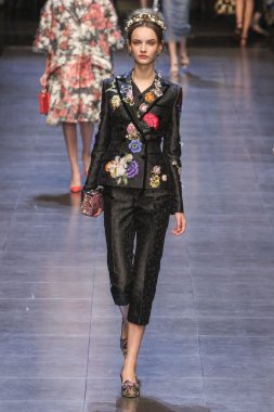 Dolce ve Gabbana gösterisi
