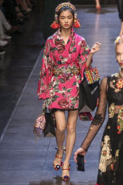 Dolce ve Gabbana gösterisi