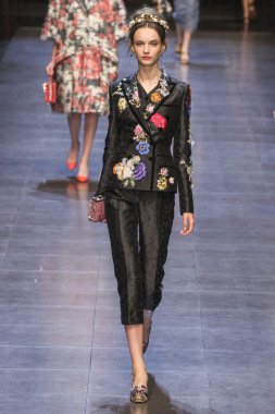 Dolce ve Gabbana gösterisi