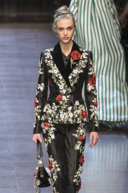 Dolce ve Gabbana gösterisi
