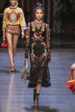 Dolce ve Gabbana gösterisi