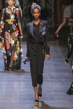 Dolce ve Gabbana gösterisi