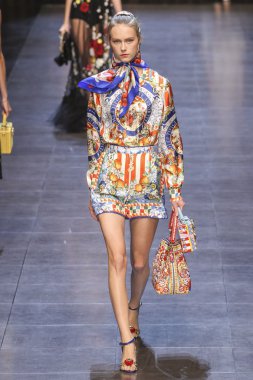 Dolce ve Gabbana gösterisi