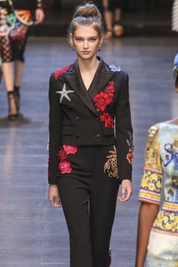 Dolce ve Gabbana gösterisi