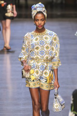 Dolce ve Gabbana gösterisi