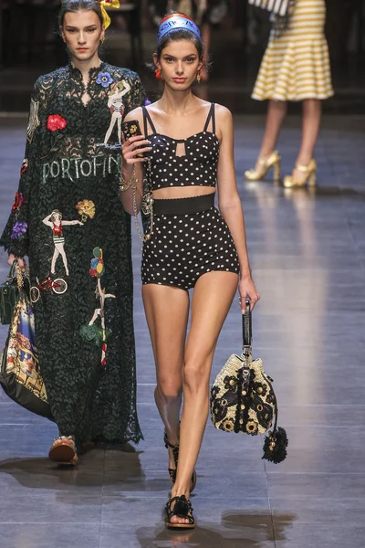 Dolce ve Gabbana gösterisi