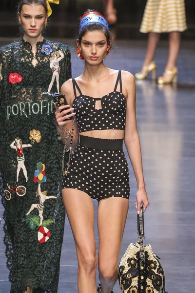 Dolce ve Gabbana gösterisi