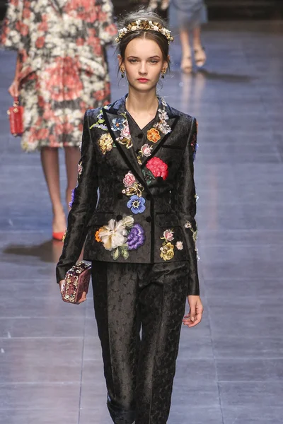 Dolce ve Gabbana gösterisi