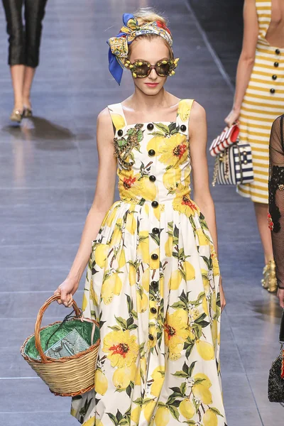 Dolce ve Gabbana gösterisi