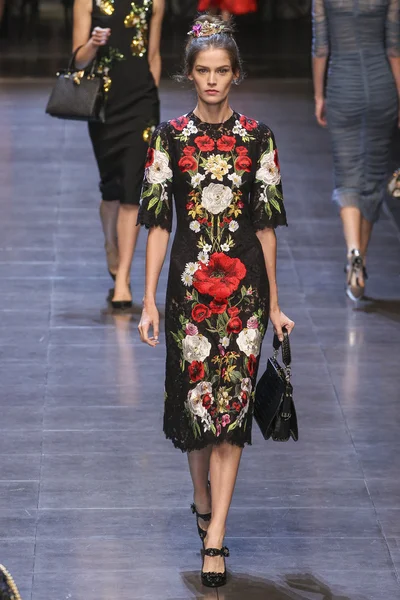 Dolce ve Gabbana gösterisi