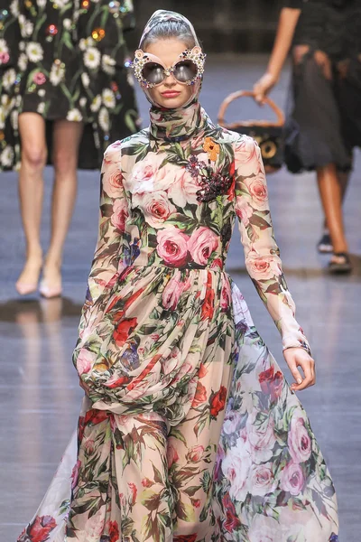 Dolce ve Gabbana gösterisi