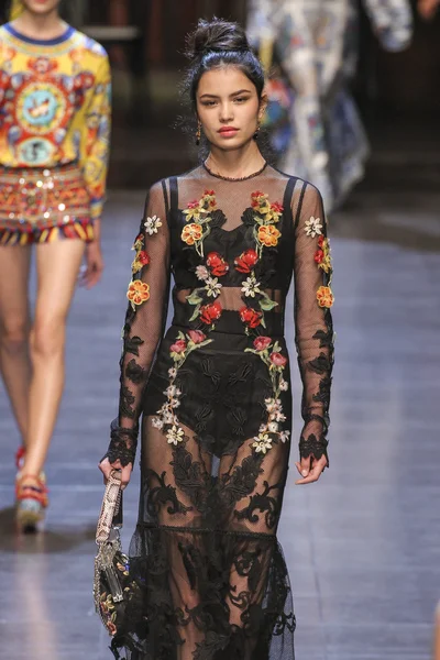 Dolce ve Gabbana gösterisi