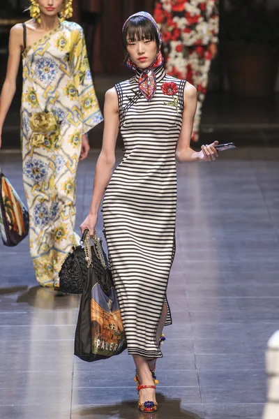 Dolce ve Gabbana gösterisi