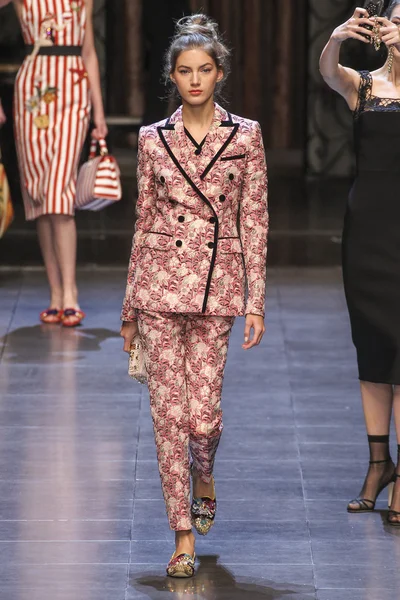 Dolce ve Gabbana gösterisi